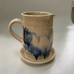 Maple Syrup Pot, Serving Pottery